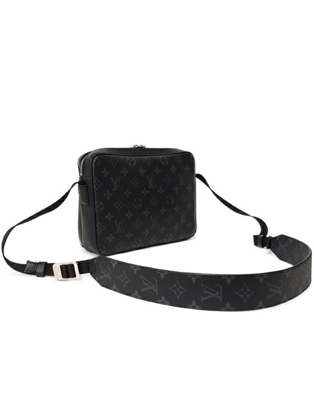 Louis Vuitton Taigarama Shoulder Bag Outdoor Messenger Black